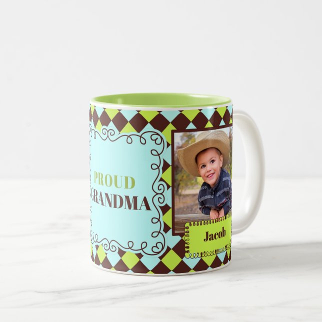 Tasse 2 Couleurs Fier GRANDMA Vert et Brown 2 Photo (Devant droit)