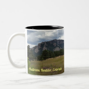 Tasse 2 Couleurs Flatirons, Boulder, Colorado -