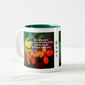 Tasse 2 Couleurs Fleurs de devis inspirantes de vie personnalisées