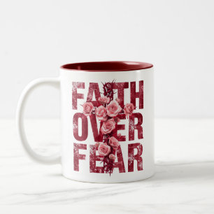 Tasse 2 Couleurs Foi sur la peur chrétienne