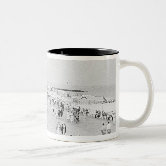 Tasse 2 Couleurs Foules 2 (Droit)
