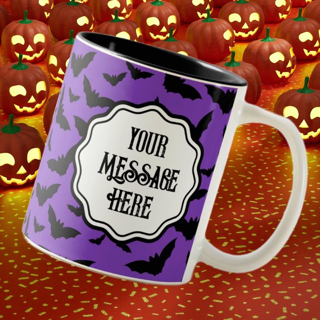 Tasse 2 Couleurs Fun Halloween personnalisé Purple Bat noir (Personalize this cute bat mug!)