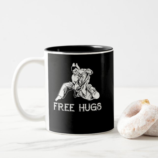 Tasse 2 Couleurs Funny Free Hugs MIXED MARTIAL ART brésilien Jiu-Ji (Avec donut)