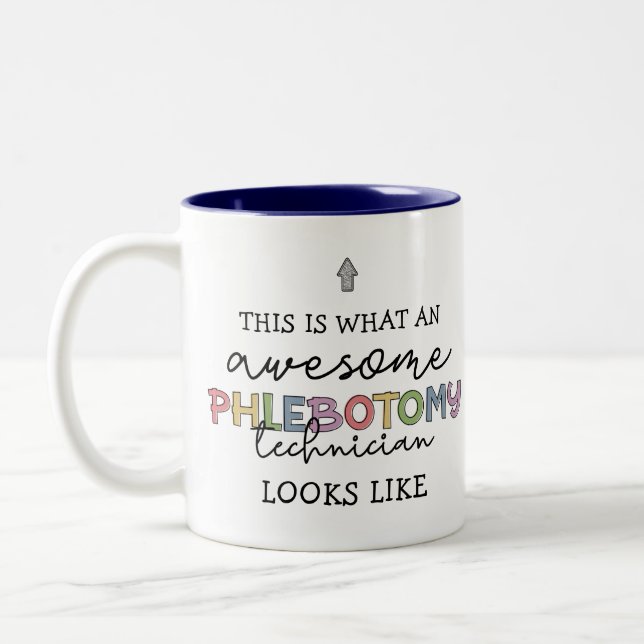 Tasse 2 Couleurs Funny Phlebotomy Technicien génial PBT (Gauche)