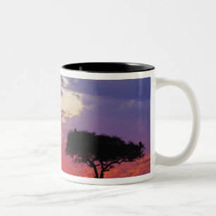 Tasse 2 Couleurs Girafe en silhouette au lever du soleil, Giraffa