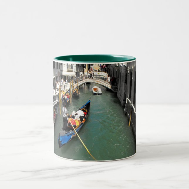Tasse 2 Couleurs Gondolas et touristes à Venise (Centre)