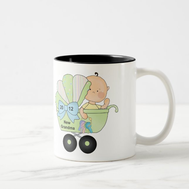 Tasse 2 Couleurs Grand-maman 2012 (vert) (Droit)
