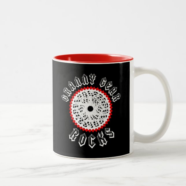 Tasse 2 Couleurs Granny Gear Rocks Cycling (Droit)