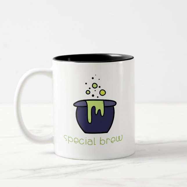 Tasse 2 Couleurs Halloween Brew de sorcière spéciale (Gauche)