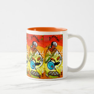 Tasse 2 Couleurs Homme éthiopien dans le thé se renversant de
