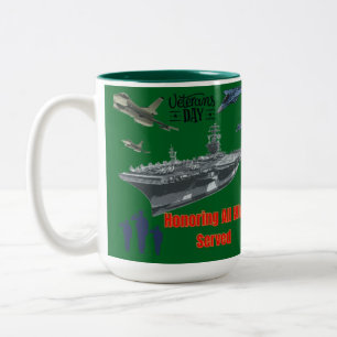 Tasse 2 Couleurs Honorer le vert de chasseur militaire puissant
