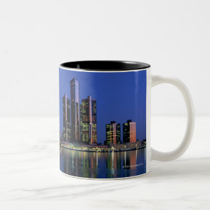 Tasse 2 Couleurs Horizon de Detroit la nuit
