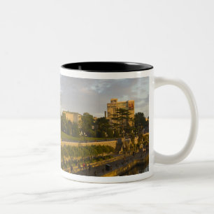 Tasse 2 Couleurs Hôtel Empress et front de mer Inner Harbour,