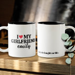 Tasse 2 Couleurs I Love My Girlfriend Nom Custom Funny Boyfriend<br><div class="desc">Peut-être voulez-vous quelque chose de drôle pour lui ? Ou peut-être quelque chose de mignon ? Peut-être même les deux ? Ces drôles de tasses personnalisées sont des idées cadeaux parfaites pour lui le jour de la Saint-Valentin, anniversaire ou anniversaire. Il suffit de modifier le texte et de le rendre...</div>