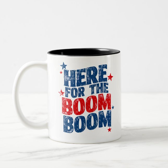 Tasse 2 Couleurs Ici pour le Boom 4 juillet Patriotic (Gauche)