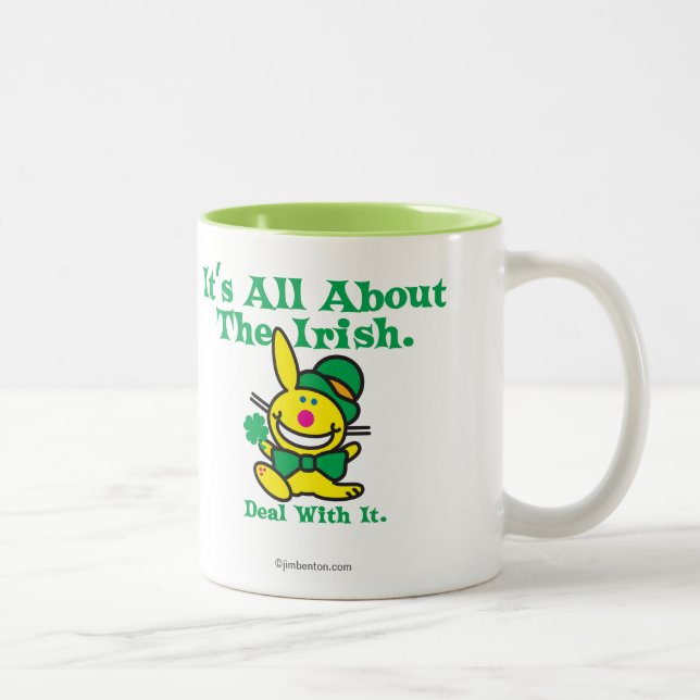 Tasse 2 Couleurs Il est tout au sujet de l'Irlandais (Droit)