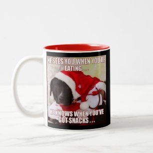 TASSE 2 COULEURS IL VOUS VOIT QUAND VOUS MANGEZ. IL CONNAÎT QUAND