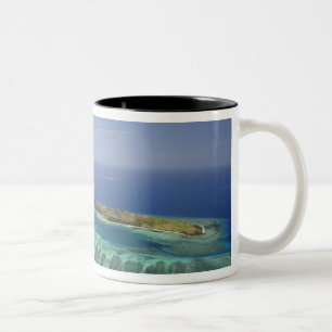 Tasse 2 Couleurs Île Mana et récif de corail, îles Mamanuca