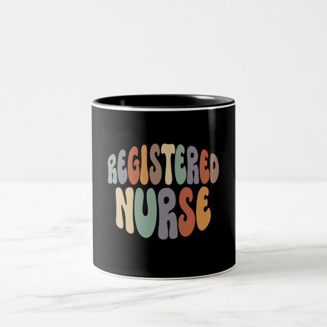 Tasse 2 Couleurs Infirmière inscrite RN Fier Profession professionn (Centre)