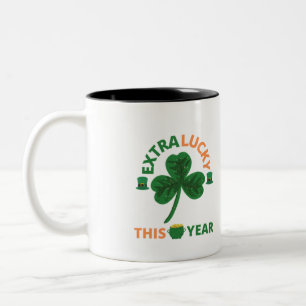 Tasse 2 Couleurs Irish très chanceux cette année drôle