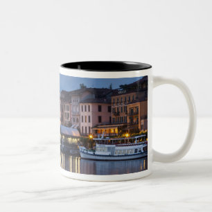 Tasse 2 Couleurs Italie, province de Côme, Bellagio. Vue de la vill