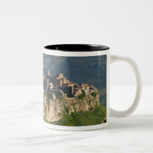 Tasse 2 Couleurs Italie, Sicile, Enna, Calascibetta, Vue matinale 2