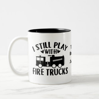 Tasse 2 Couleurs Je Joue Toujours Avec Les Pompiers Camions | Drôle