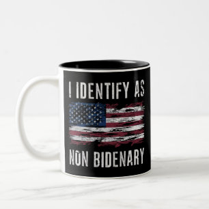 Tasse 2 Couleurs Je M'Identifie Comme Un Drapeau Américain Patriot 