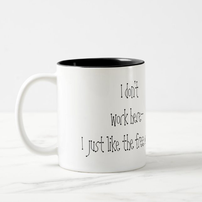 Tasse 2 Couleurs Je ne travaille pas ici (Gauche)