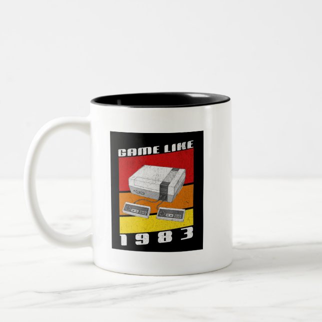 Tasse 2 Couleurs Jeu comme 1983, jeu vidéo rétro (Gauche)