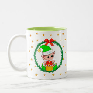 Tasse 2 Couleurs Joli lutin de Noël vert, couronne de pin et étoile