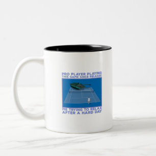 Tasse 2 Couleurs Joueur Pro Jouant à ce jeu