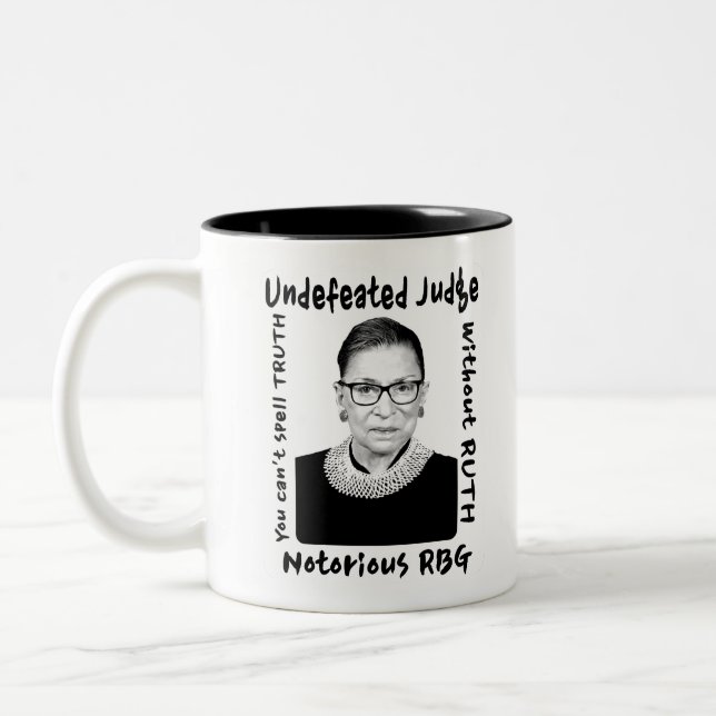 Tasse 2 Couleurs Juge indéfectible du RBG (Gauche)