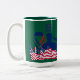 Tasse 2 Couleurs La bannière d'honneur verte chasseresse