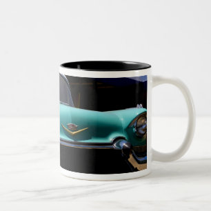 Tasse 2 Couleurs La Cadillac décapotable verte d'Elvis Presley à