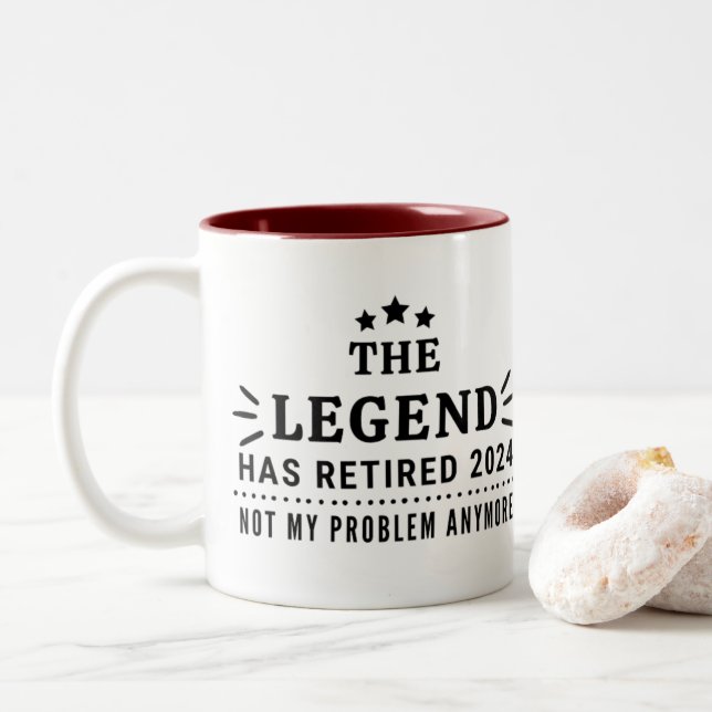 Tasse 2 Couleurs La légende a retraité 2024 Pas mon Prob-Retraite (Avec donut)
