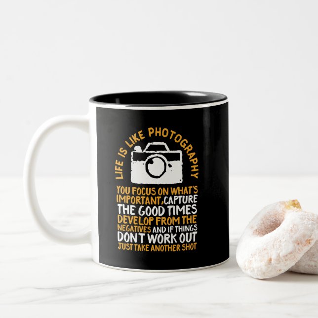 Tasse 2 Couleurs La photographie motivationnelle se concentre sur c (Avec donut)
