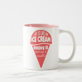 Tasse 2 Couleurs La vie est comme une citation de slogan de crème g