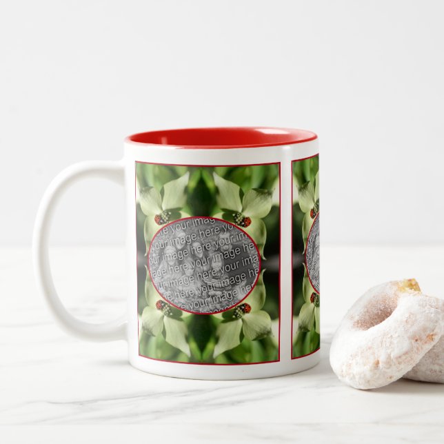 Tasse 2 Couleurs Ladybug On Dogwood Flower Frame Ajouter Votre Phot (Avec donut)