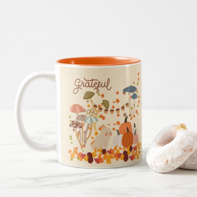 Tasse 2 Couleurs Lapin d'automne reconnaissant (Avec donut)