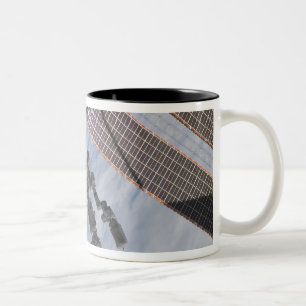 Tasse 2 Couleurs Le système robotique Dextre construit au Canada 2