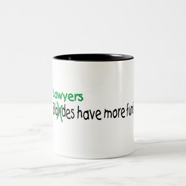 Tasse 2 Couleurs Les avocats ont plus d'amusement (Centre)