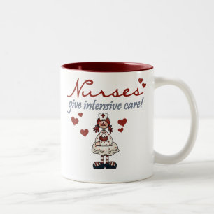 Tasse 2 Couleurs Les infirmières donnent des t-shirts et des cadeau