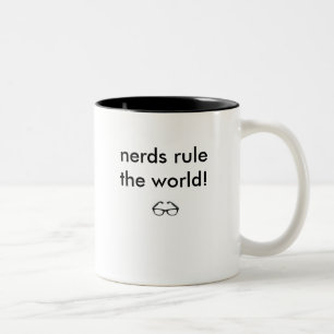 Tasse 2 Couleurs les petits verres nerd, ballots ordonnent le monde