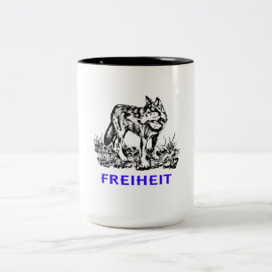 Tasse 2 Couleurs Liberté - loup dans une région déserte