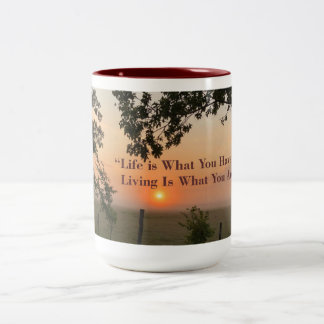 Tasse 2 Couleurs Life and Living Motivational Saying
