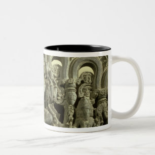 Tasse 2 Couleurs Linteau dépeignant la trinité : Siva, Brahma et