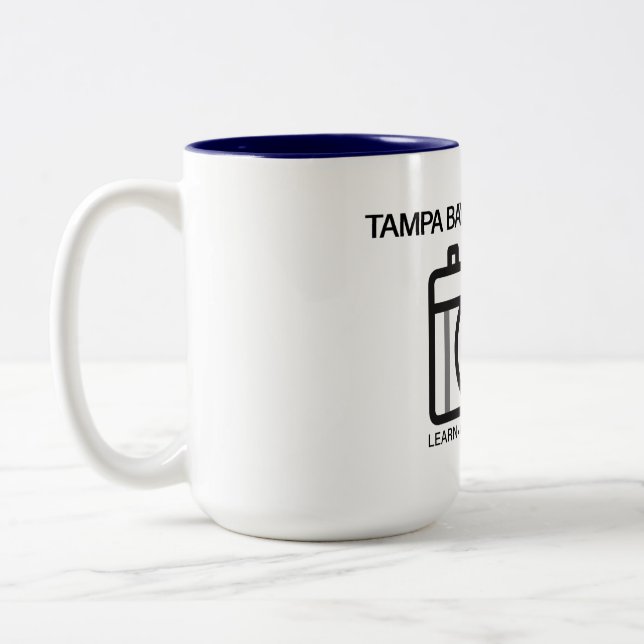 Tasse 2 Couleurs Logo TBCC Coupe de café 15 oz (Gauche)