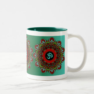 Tasse 2 Couleurs L'OM du chaos attaquent - paisible