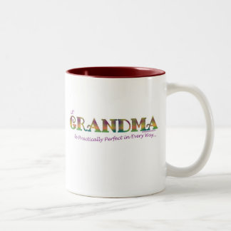 TASSE 2 COULEURS MA GRAND-MAMAN EST PRATIQUEMENT PARFAITE DE CHAQUE